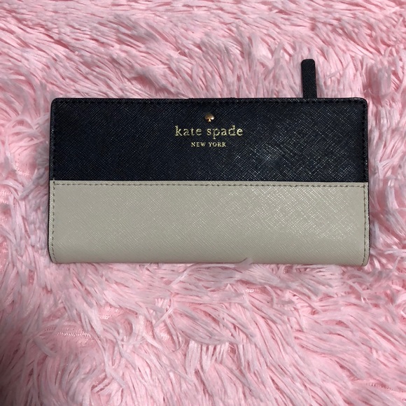 kate spade Handbags - Kate Spade Wallet